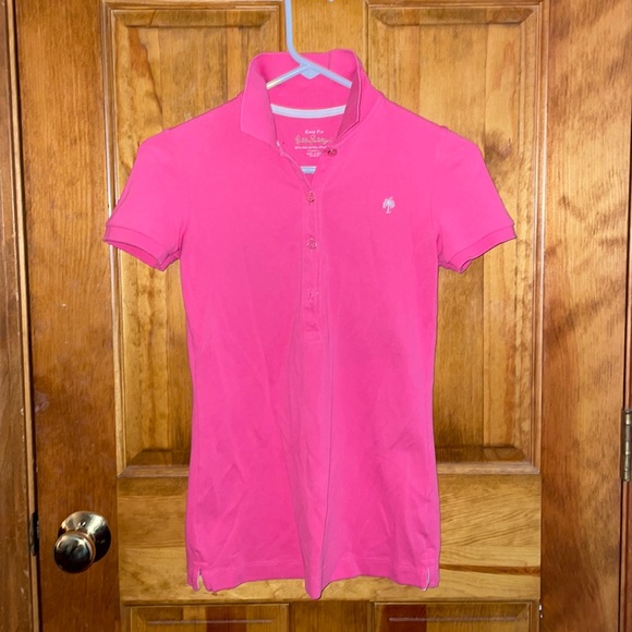 Lilly Pulitzer Tops - Pink lily Pulitzer collared t-shirt